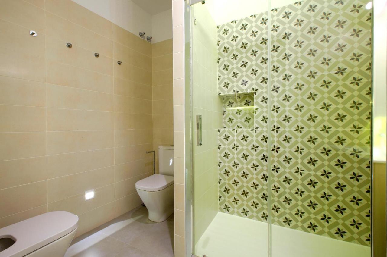 Prado Suite Madri Exterior foto
