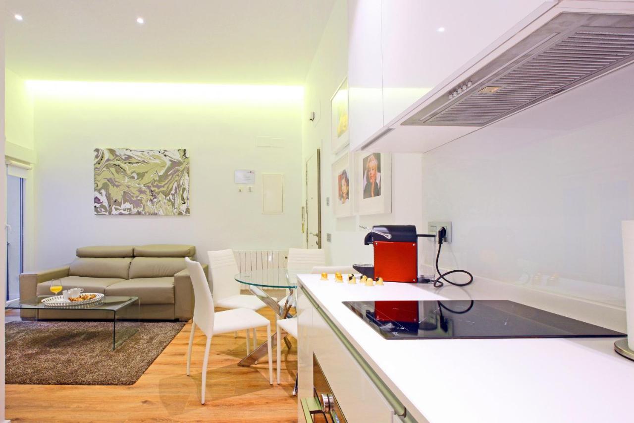 Prado Suite Madri Exterior foto