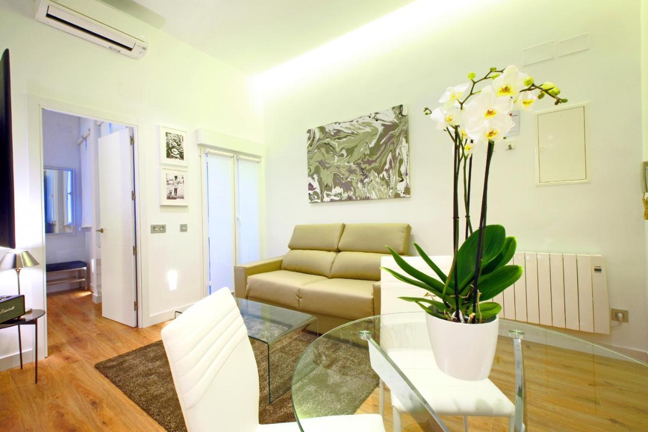 Prado Suite Madri Exterior foto