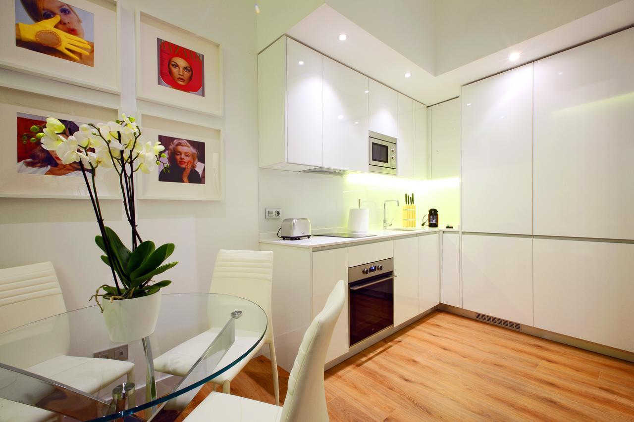 Prado Suite Madri Exterior foto