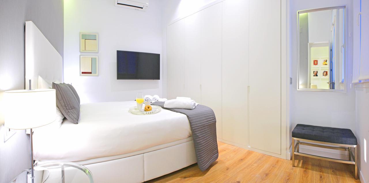 Prado Suite Madri Exterior foto