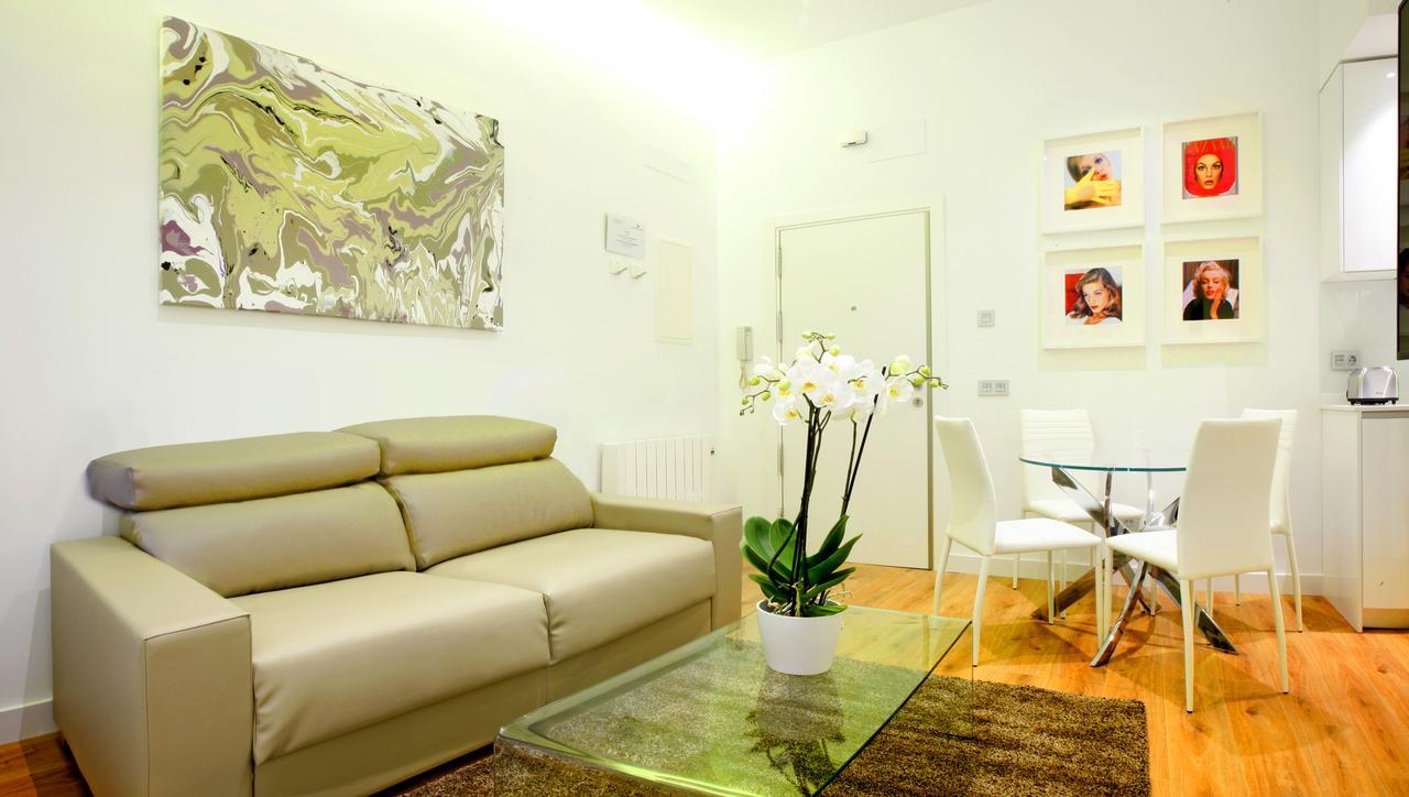 Prado Suite Madri Exterior foto